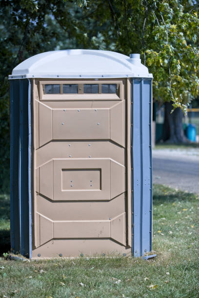 Porta potty delivery and setup in New Cumberland, WV
